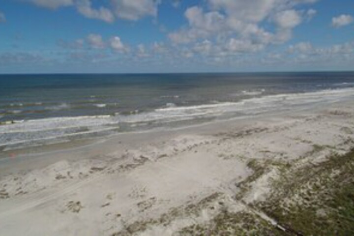 Beach 8 of 32