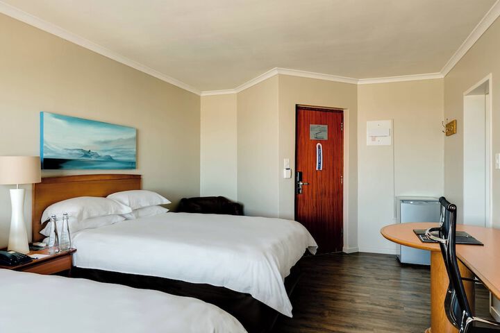 Room 6 of 36