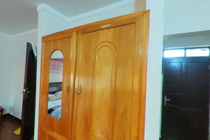 Room 36 of 82