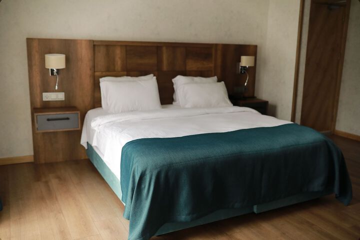 Room 3 of 11