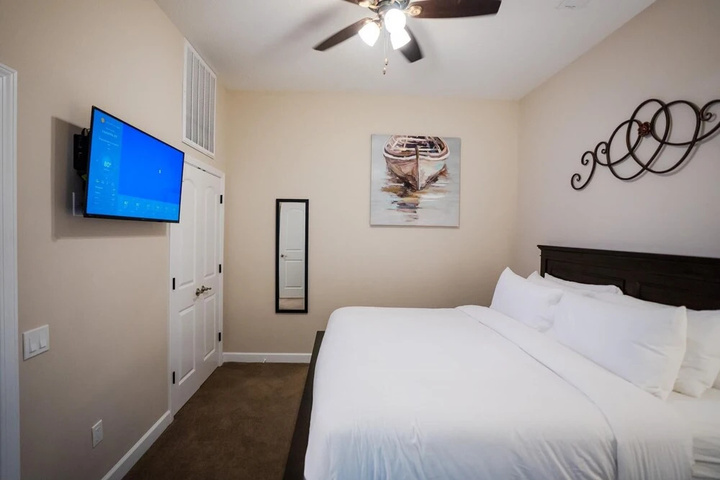 1 Bedroom Lake View Villa- 304