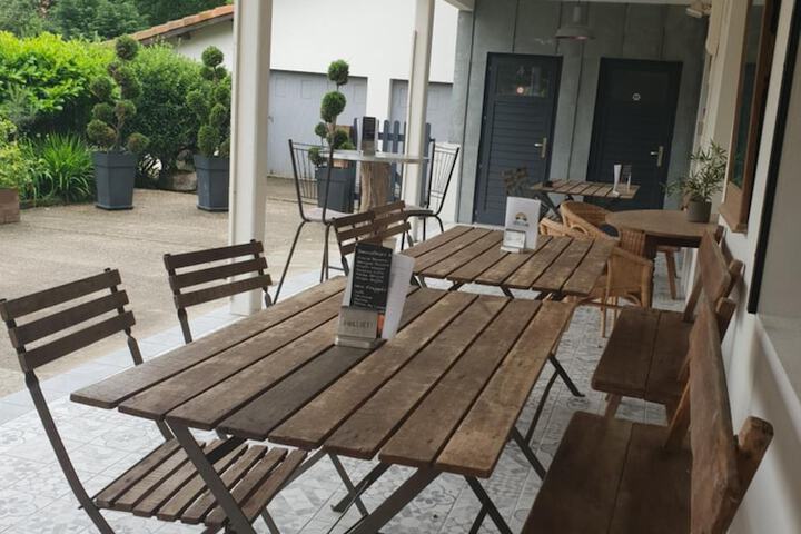 Terrace/Patio 19 of 43