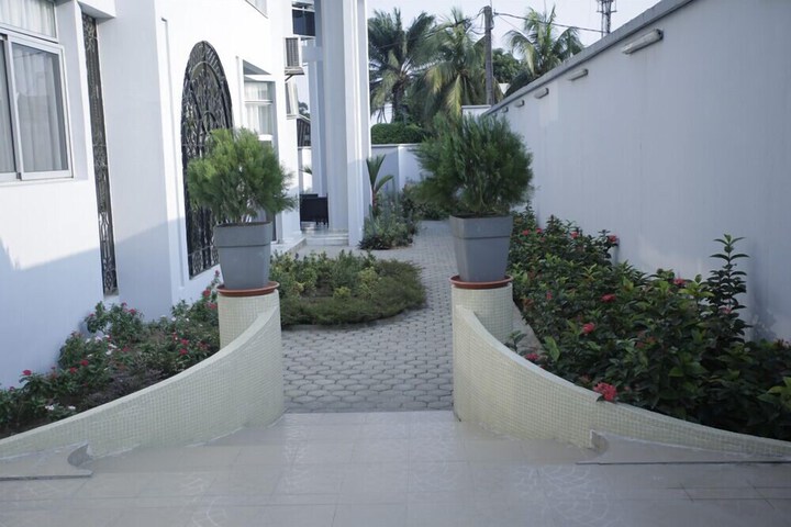 Hotel 44 of 61
