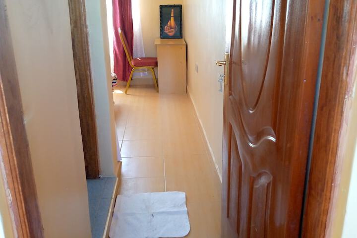 Room 4 of 11