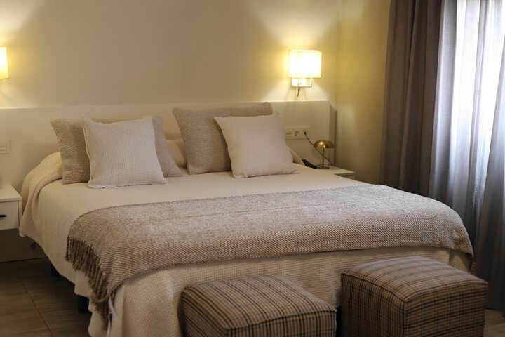Room 25 of 53