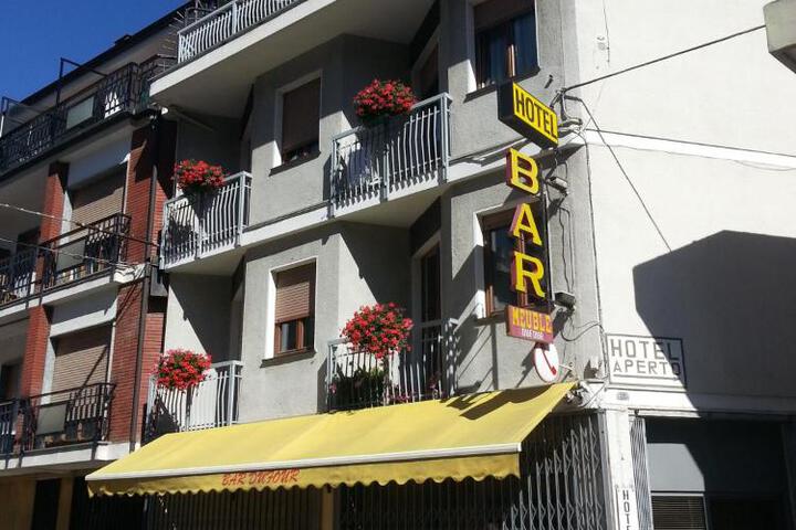 Dufour Hotel