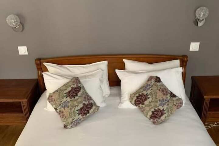 Room 3 of 23