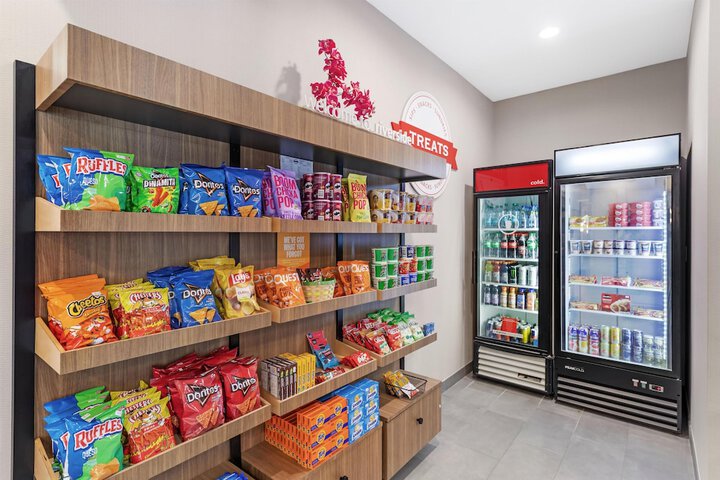 Snack bar