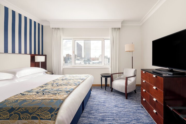 Room 125 of 441