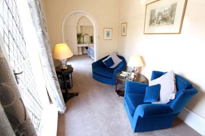 Room 15 of 51