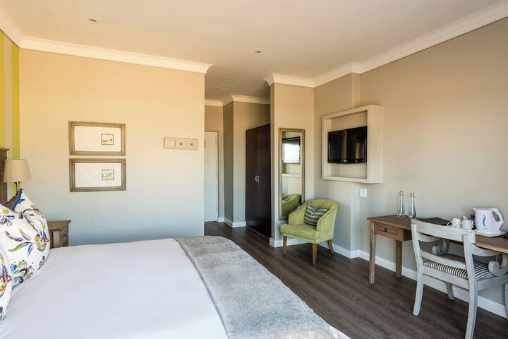 Room 25 of 121