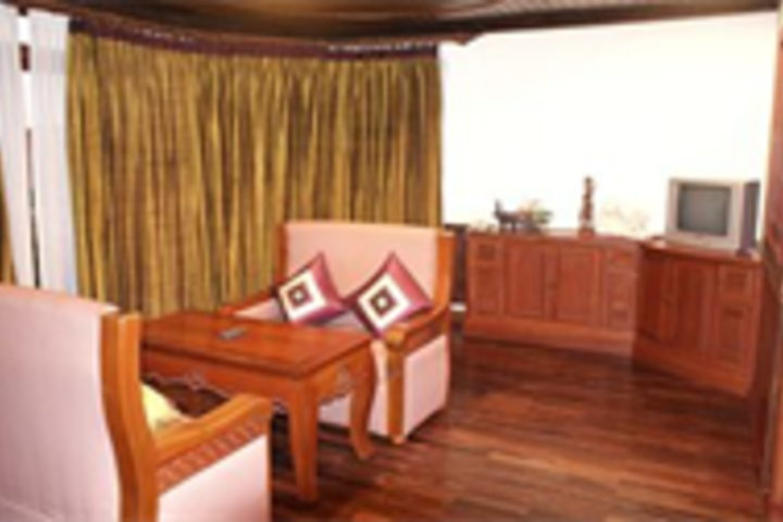 NEW ANGKORLAND HOTEL