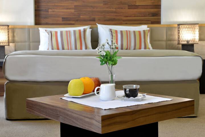 Minotel Barsam Suites