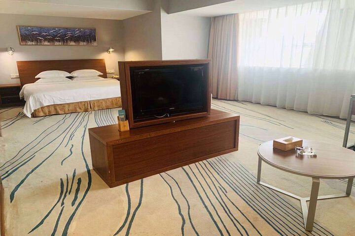 Room 34 of 70