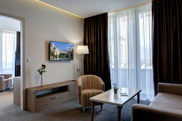 Room 20 of 136