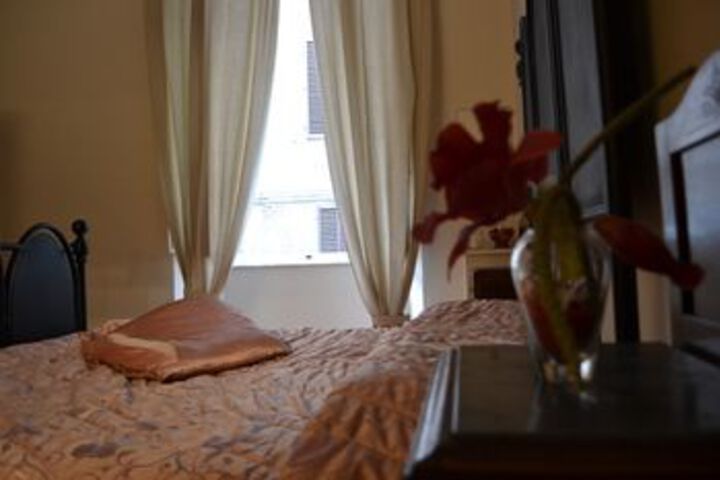 Room 13 of 35