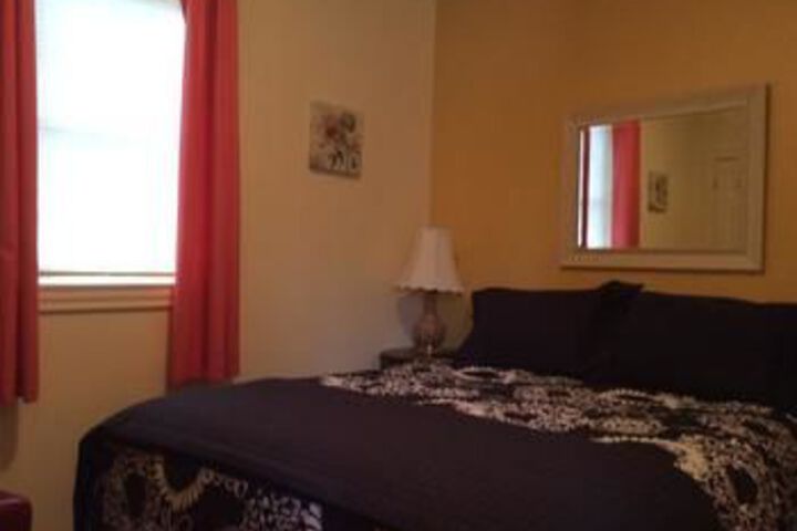 Room 17 of 30