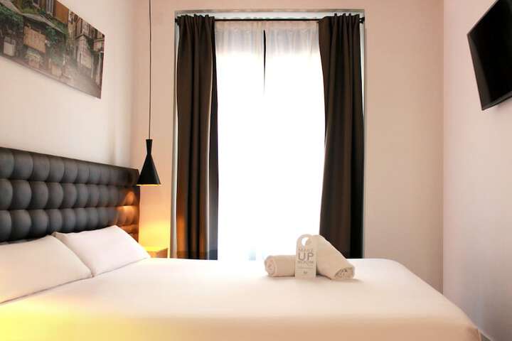Room 18 of 39