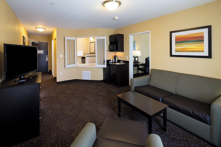 Room 7 of 39