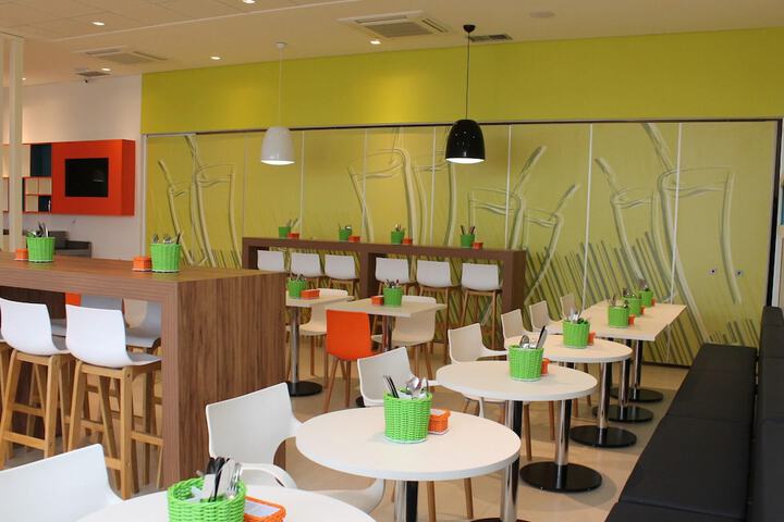 Breakfast area