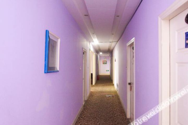Hotel Interior 10 of 22