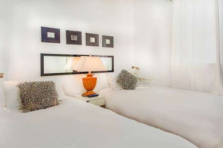 Room 28 of 56