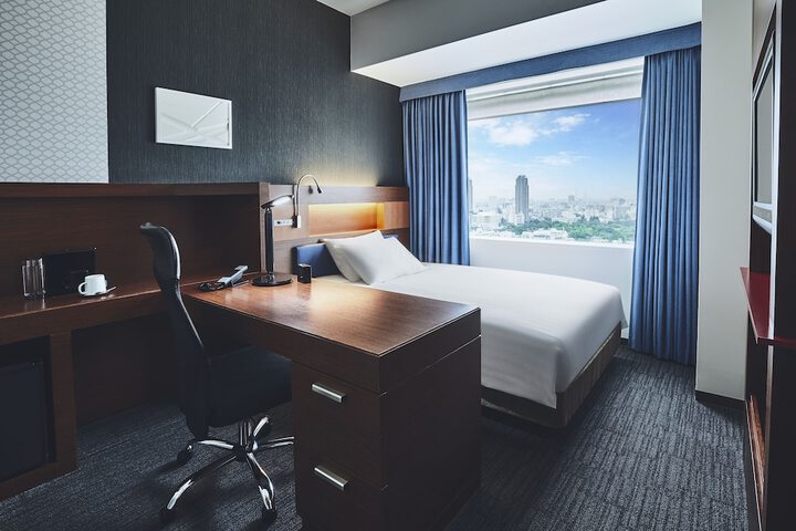 Room 7 of 56