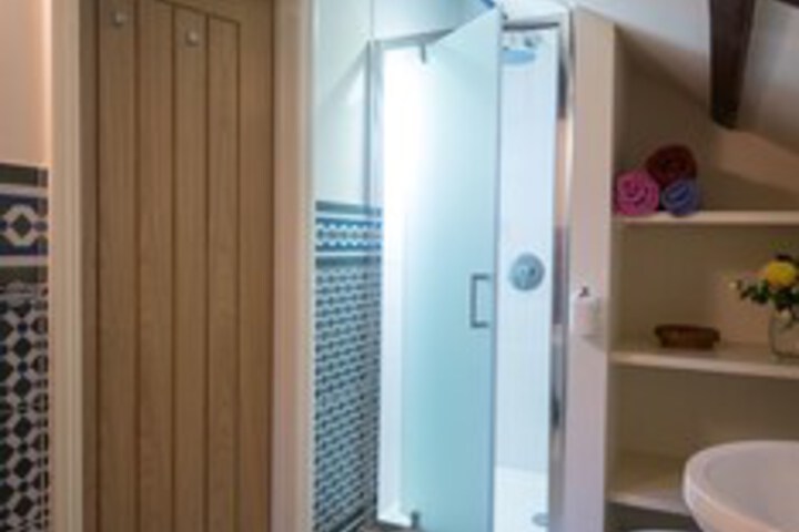 Room 4 of 29