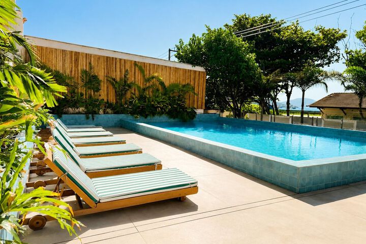 Pool 63 of 82