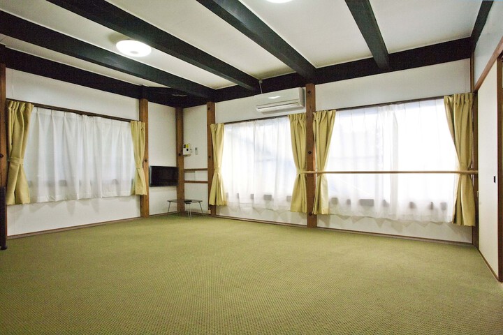 Room 7 of 29