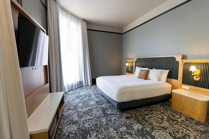 Room 14 of 56