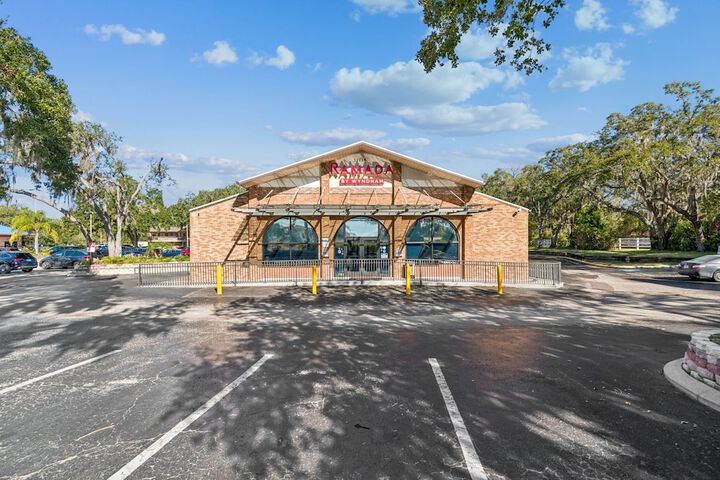 Hotel 66 of 67