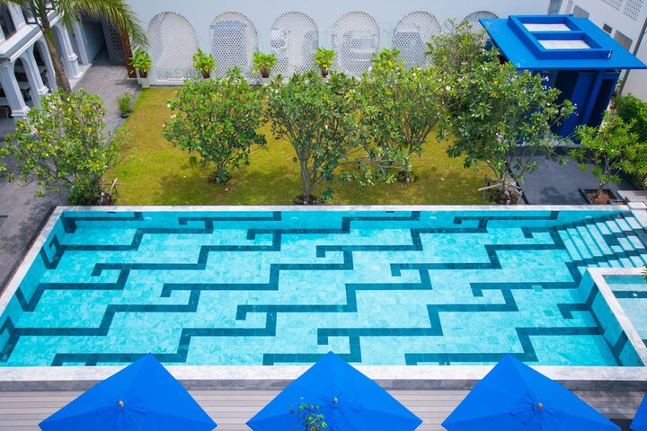 Pool 73 of 144