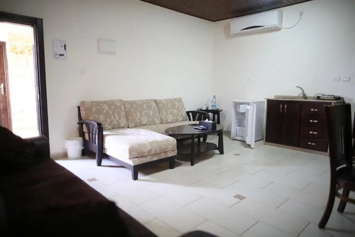 Room 2 of 11