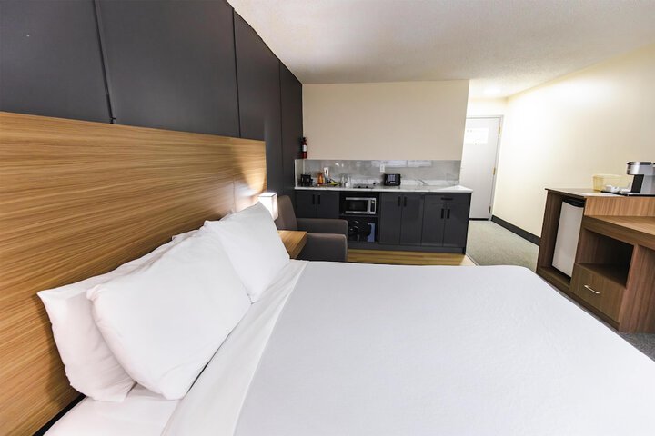 Room 35 of 52
