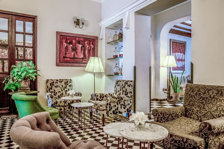 Hotel Lobby