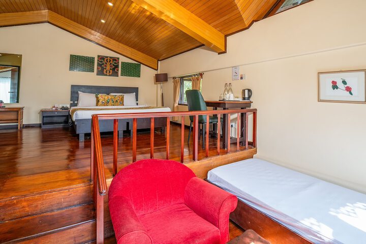 Room 10 of 63