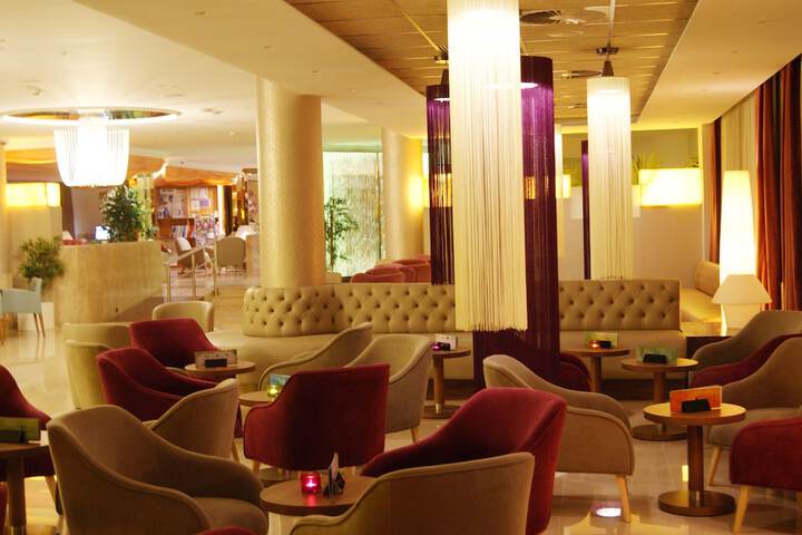 Hotel Lobby