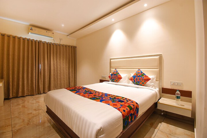 Room 28 of 37