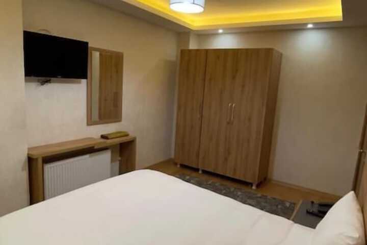 Room 7 of 54