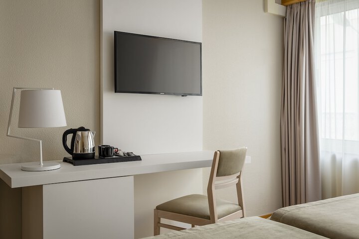Room 20 of 76