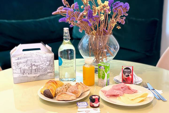 Breakfast/Coffee Service 50 of 54