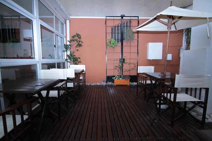 Dining 14 of 27
