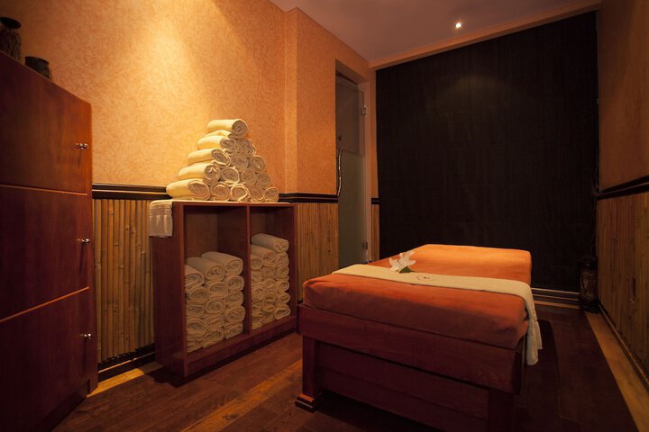 Room 40 of 67