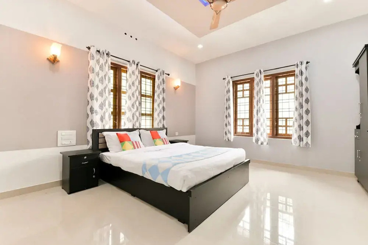 OYO 19885 Home Traditional Villa 1BR Nalukettu Homestay