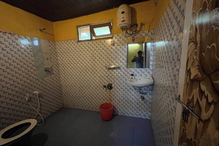 Room 19 of 36