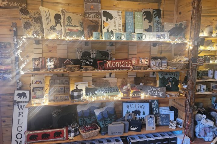 Gift Shop 109 of 147