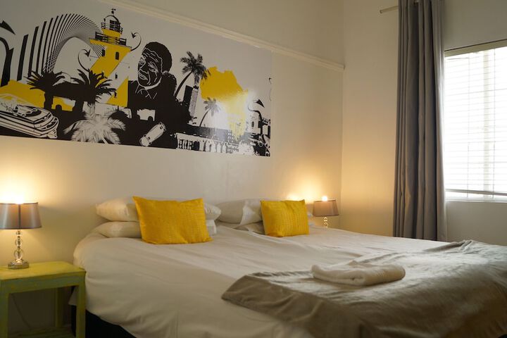 Room 6 of 113