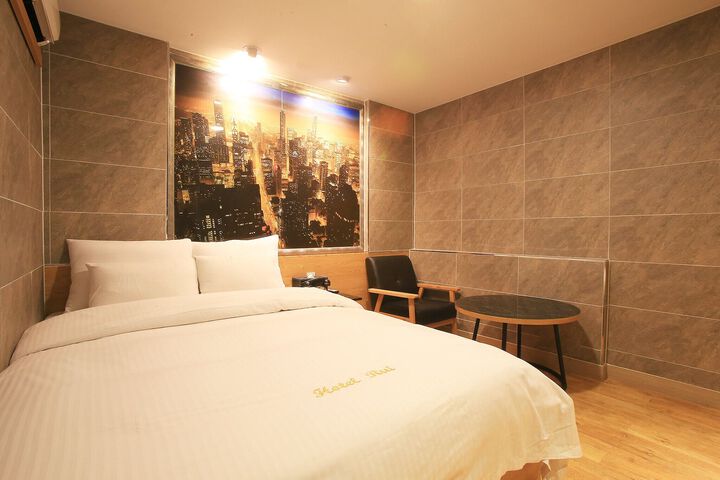 Room 86 of 127