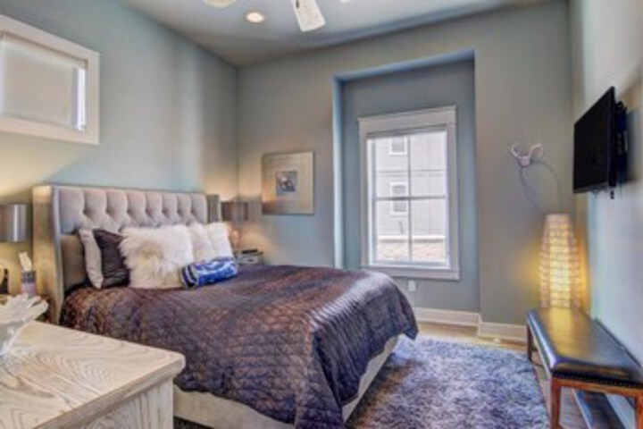 Room 41 of 47